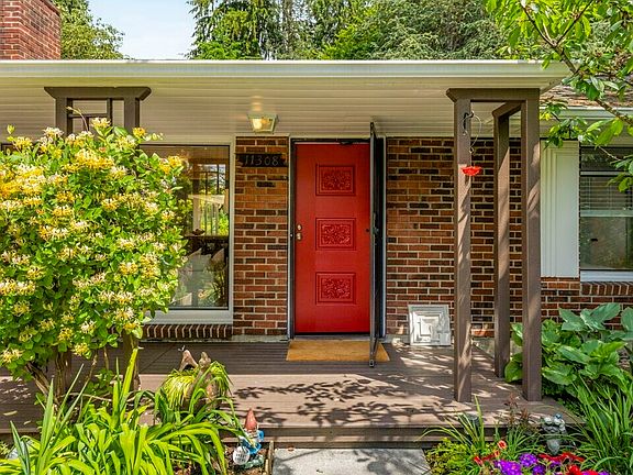 4th image of 11308 Alton Avenue NE