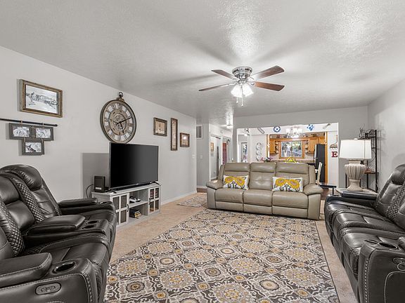 5th image of 21 Maple Court