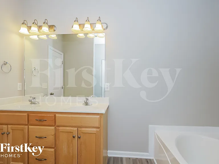 1934 Shafer Dr — Photo 15