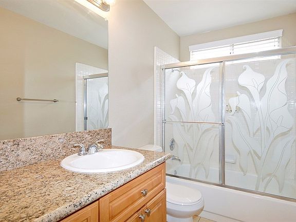 3rd image of 2461 Thistlewood Ln