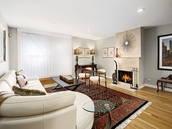 4th image of 3700 N Lake Shore Dr APT 105