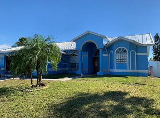 1807 Mapleleaf Blvd, Oldsmar, FL 34677