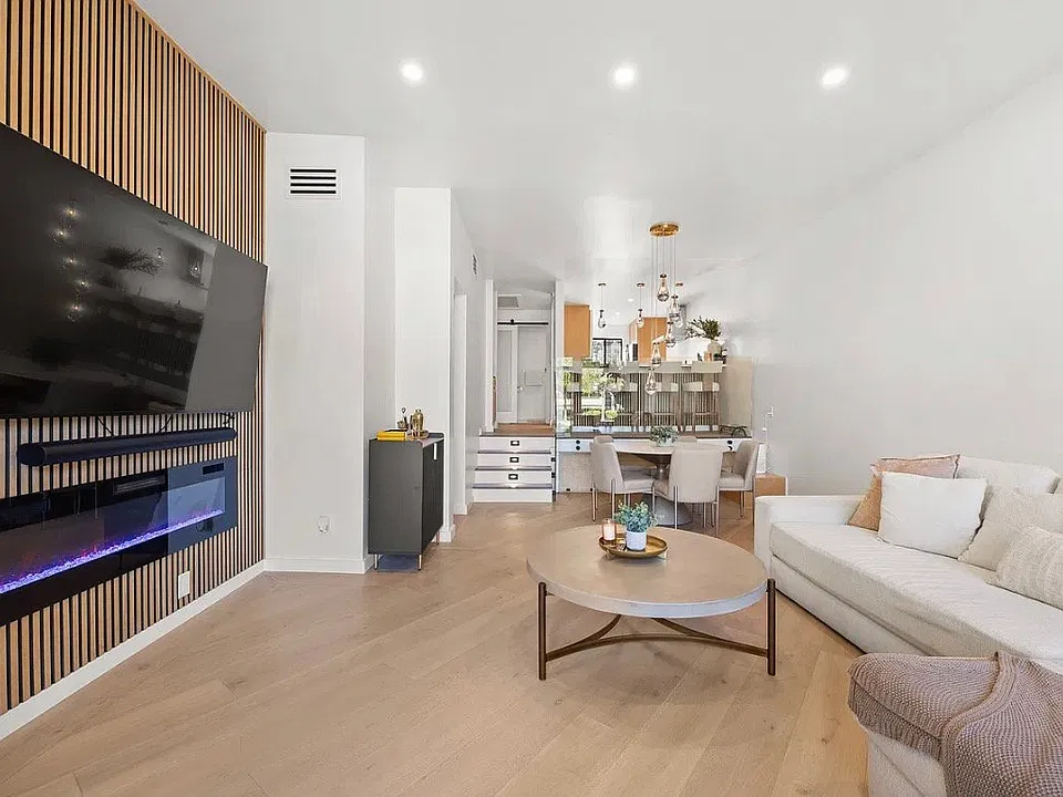8103 Marina Pacifica Dr N