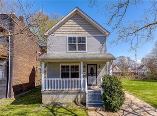 2221 E 71st St, Cleveland, OH