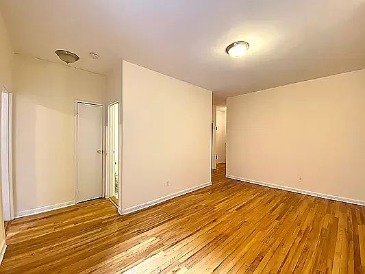 3rd image of 216 6th Ave #3K