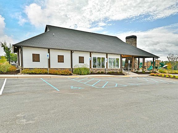 4th image of 533 Gammon Ln