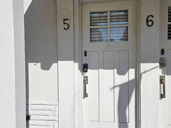 2nd image of 181 Orange Ave APT 5