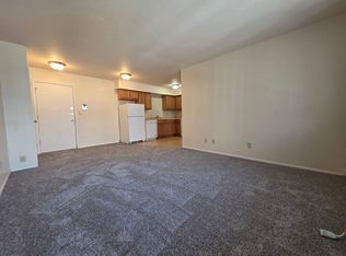2069 Cambridge, Milwaukee, WI 53202