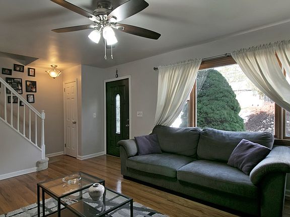 5th image of 155 Jefferson Ave