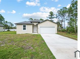 9013 S Largo Ct, Labelle, FL 33935
