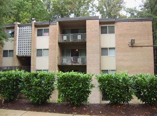 5101 Crossfield Ct APT 14, Rockville, MD 20852