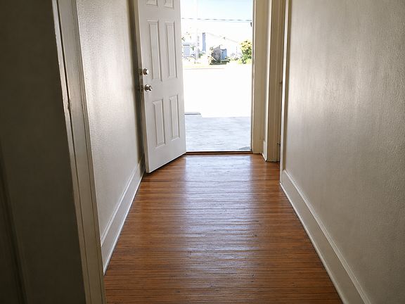2nd image of 2014 Montpelier Ave Unit A