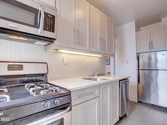 5th image of 785 W End Ave APT 14E