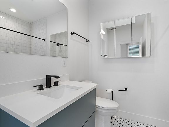 2nd image of 4004 Avenue C APT A
