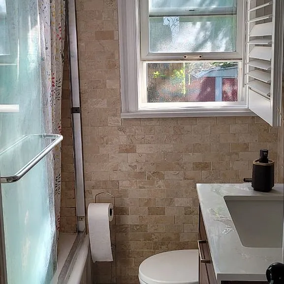 37 Collinson Blvd — Photo 15