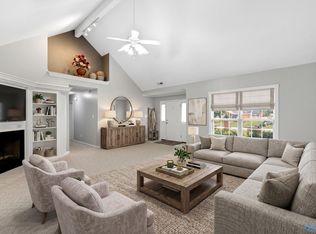 1605 Lake Pointe Dr SW, Decatur, AL 35603