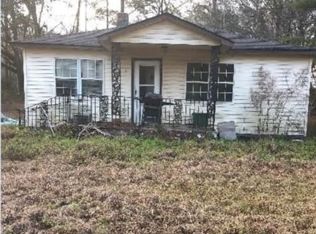 12 Young St, Yemassee, SC 29945