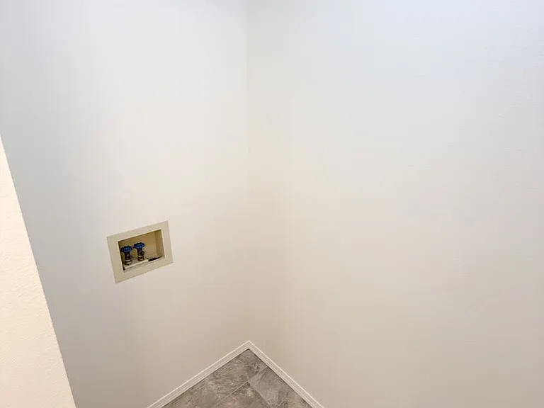 5481-5483 Glenridge Way #5485 — Photo 11