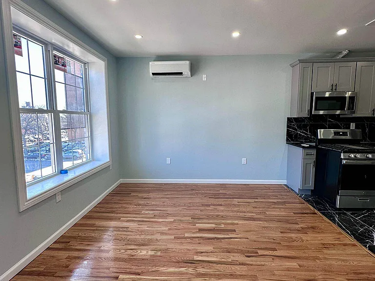 34 Gunther Pl #1 — Photo 2