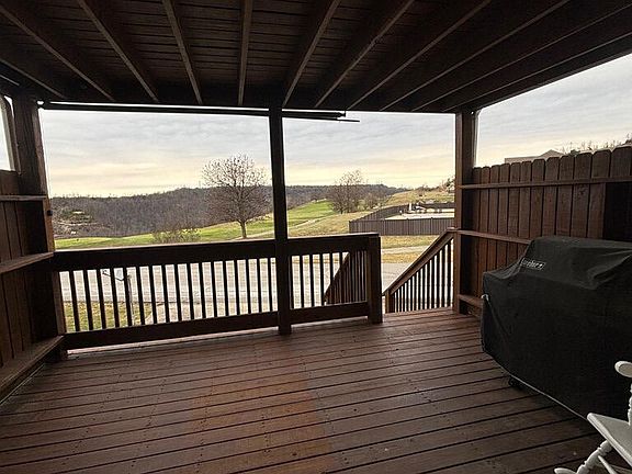 4th image of 632 Clubhouse Dr