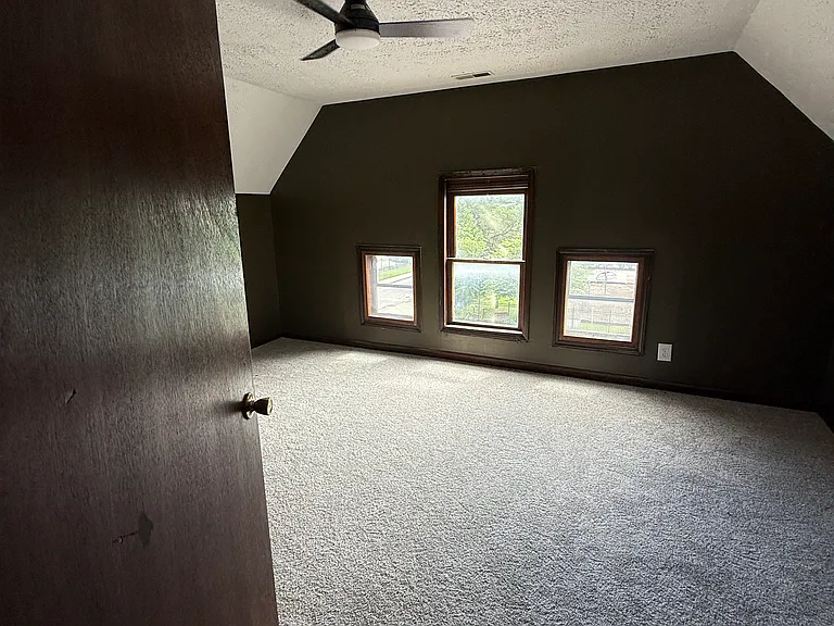 2060 Central Ave #2 — Photo 15