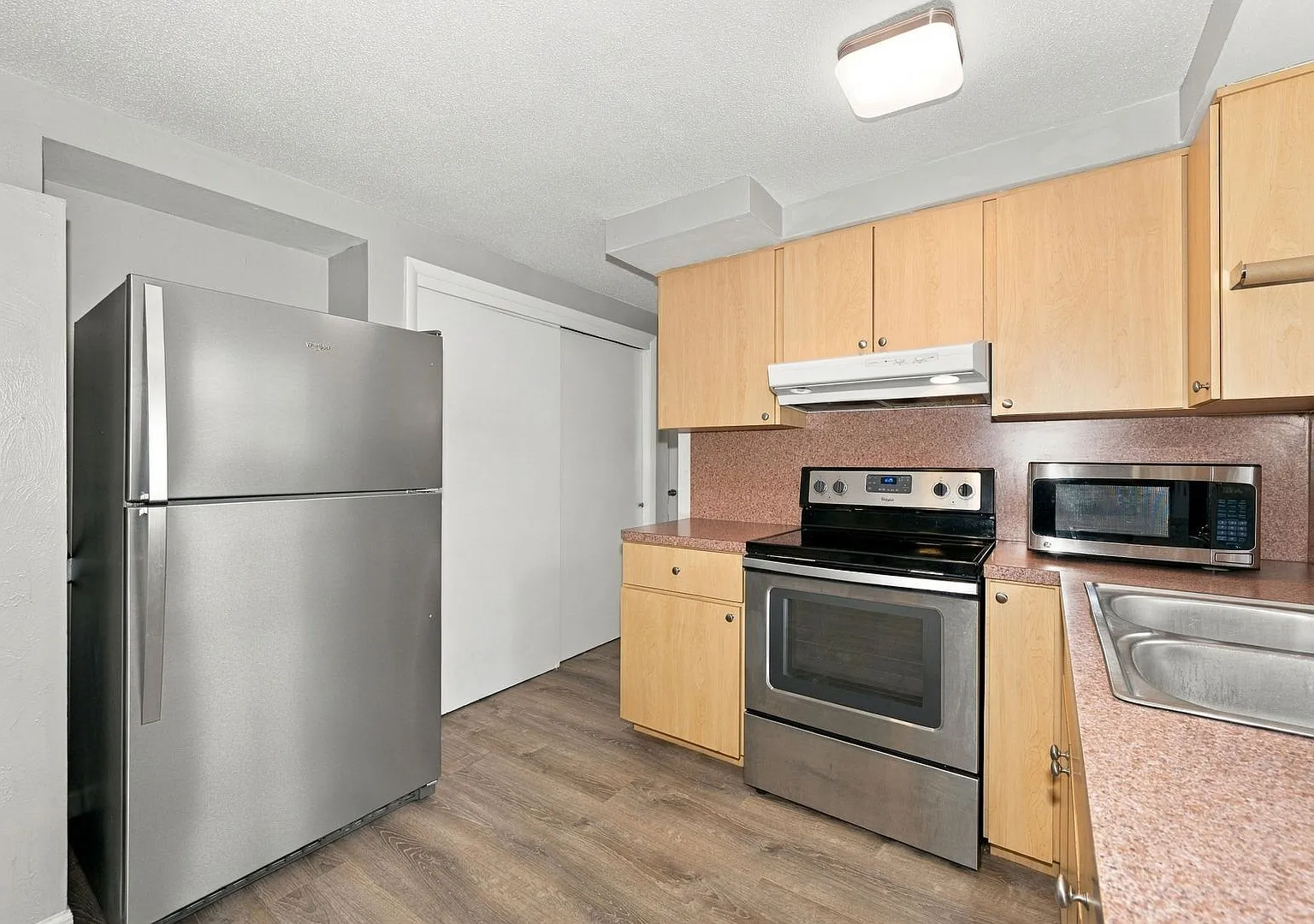 Cute 3 bedroom 1 bath — Photo 4