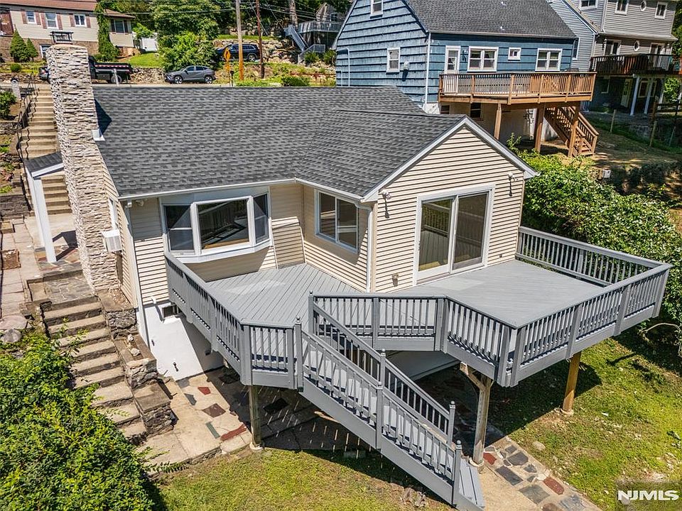 1st image of 235 Skyline Lake Dr
