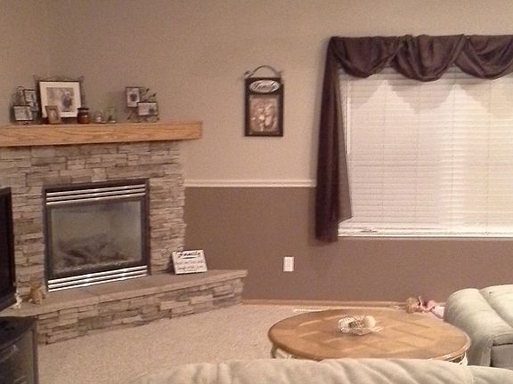 3rd image of 1101 Applewood Dr