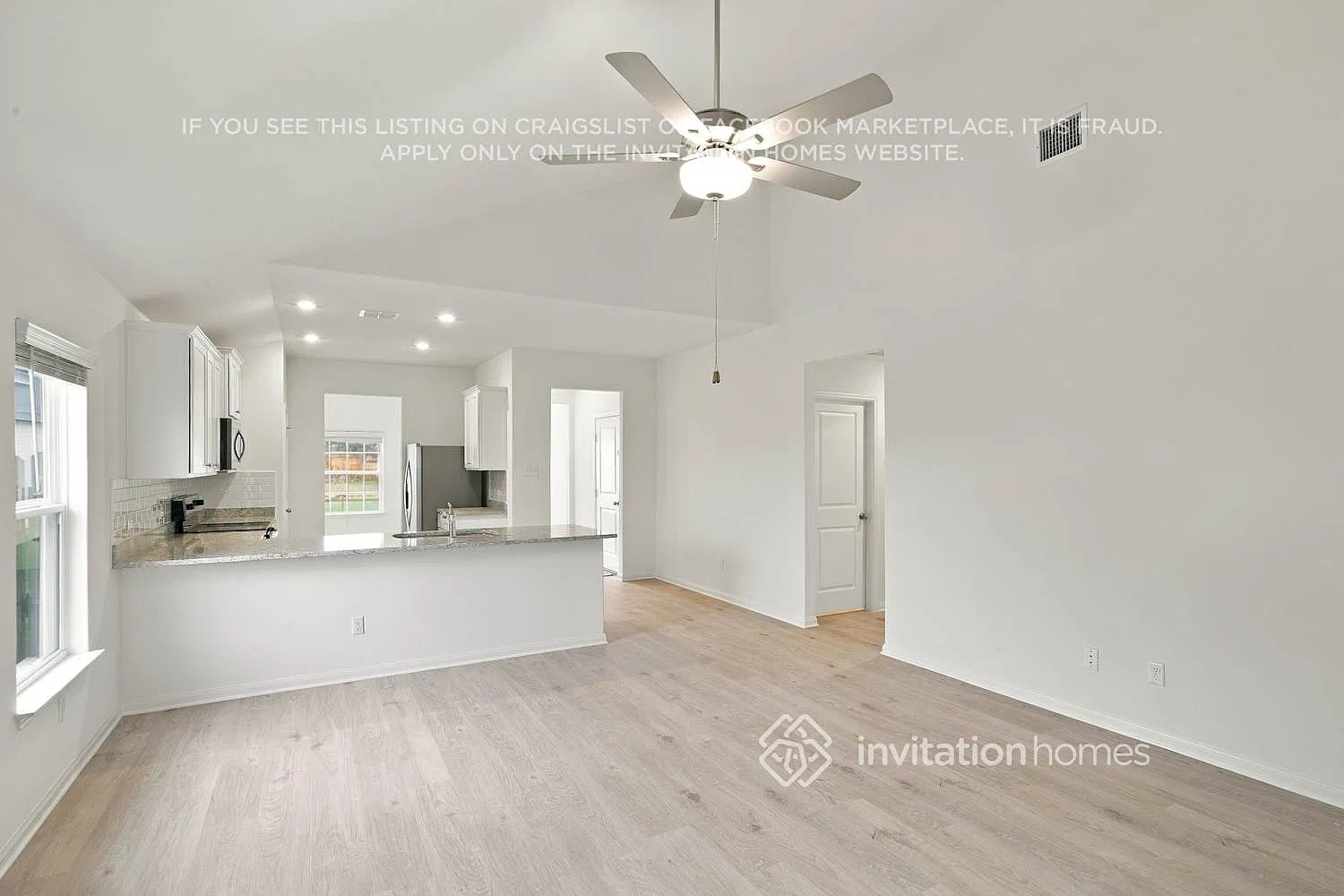 124 Wirepass Crescent Jarrell, TX 76537 — Photo 4