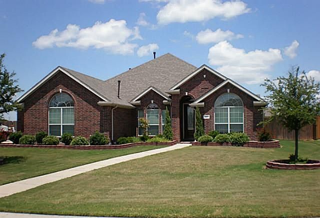 1st image of 207 Lariat Dr