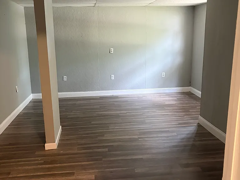 531 Carithers Rd — Photo 13