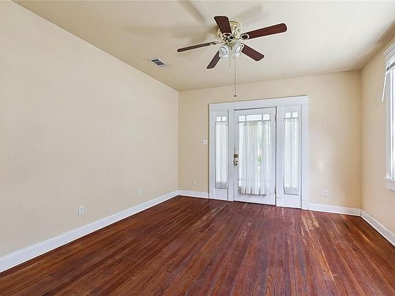 3rd image of 2425-27 Nashville Ave