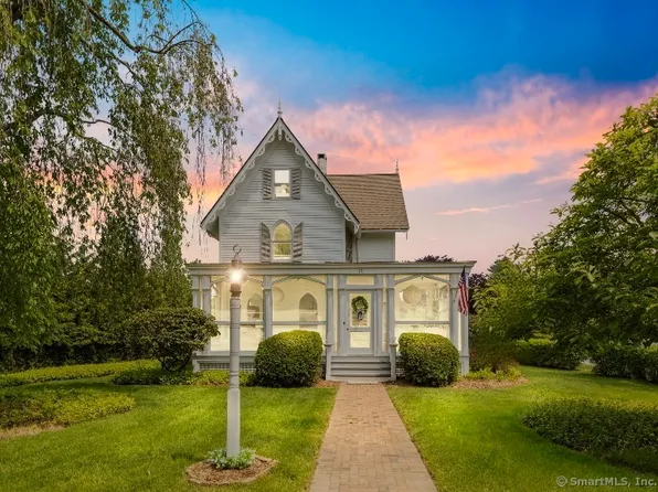 13 Academy Lane, Old Lyme, CT 06371