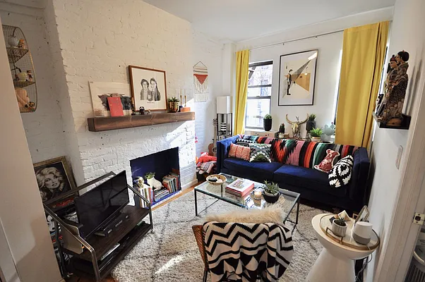 Rented by REAL New York | media 9