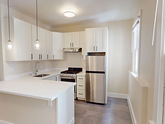 2nd image of 1020 Post St APT 306
