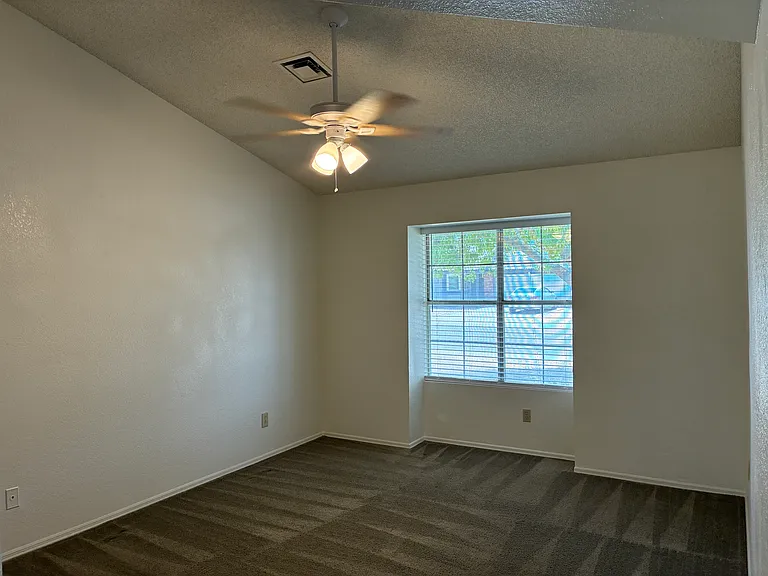 8208 W Columbine Dr — Photo 16