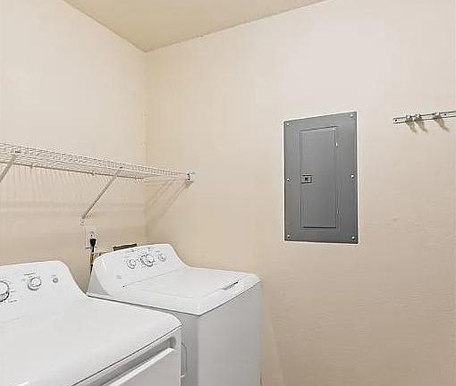 4th image of 807 W Longleaf Dr Unit 28