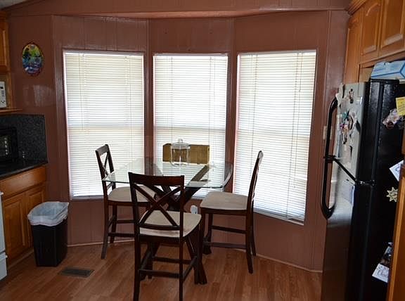 5th image of 1085 Tasman Dr