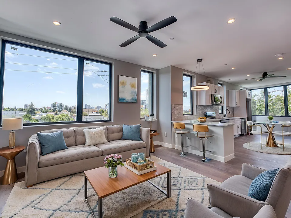4202 Telegraph Ave #301