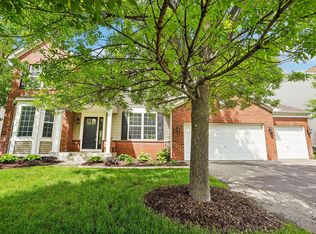 2908 Hilltop Dr, Chaska, MN 55318