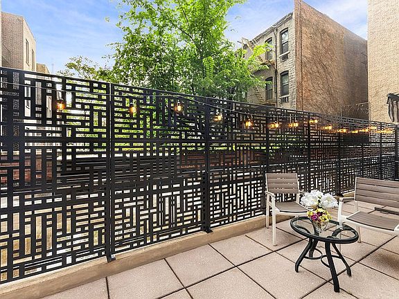 4th image of 200 E 90th St APT 2E