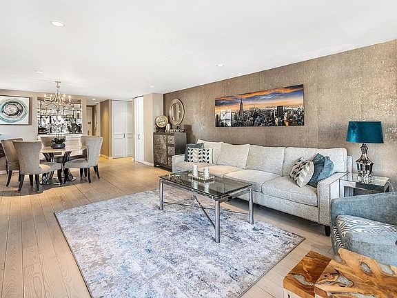 5th image of 301 E 64th St
