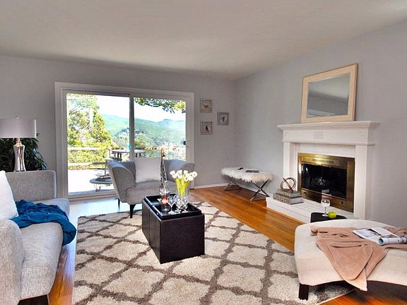 3rd image of 1252 Crespi Dr