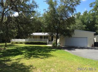 2854 E Raccoon Ct, Inverness, FL 34452