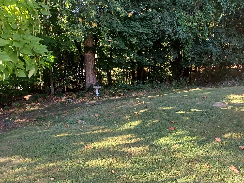 2nd image of 32 Terry Ave