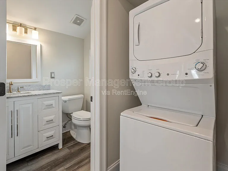 400 Sumter St — Photo 20