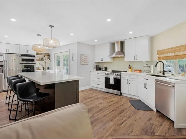 2941 SW 82nd Way, Davie, FL 33328