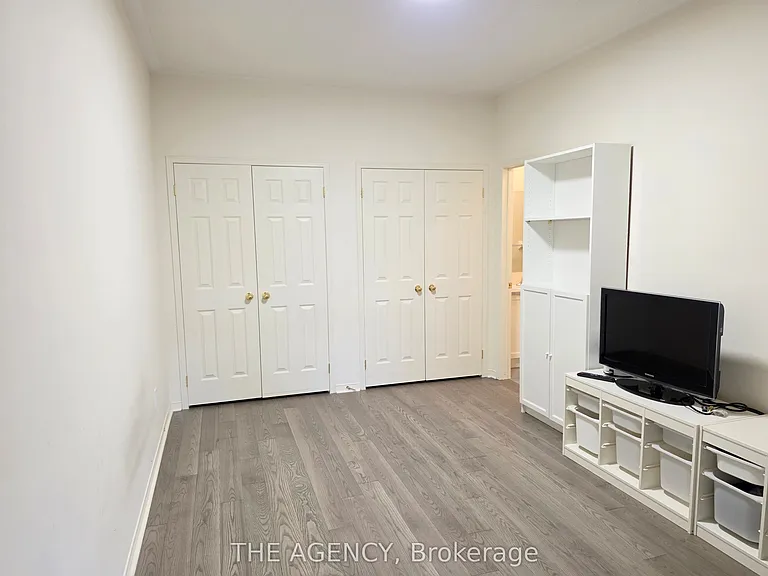 109 Ness Dr — Photo 16