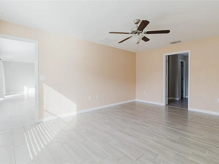 304 Cascade Bend Dr — Photo 72