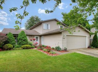 35709 Chesterfield Dr, North Ridgeville, OH 44039